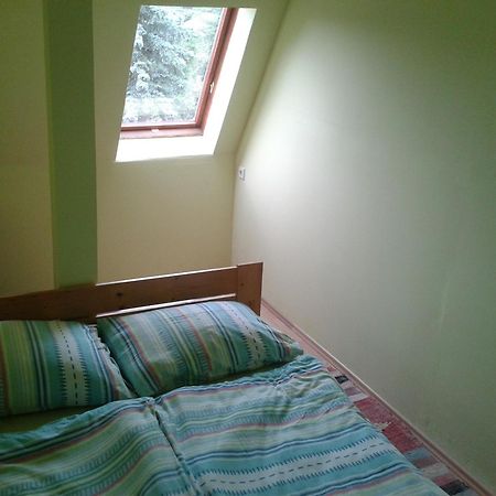Apartmanhaz Balatonfenyves Appartement Buitenkant foto