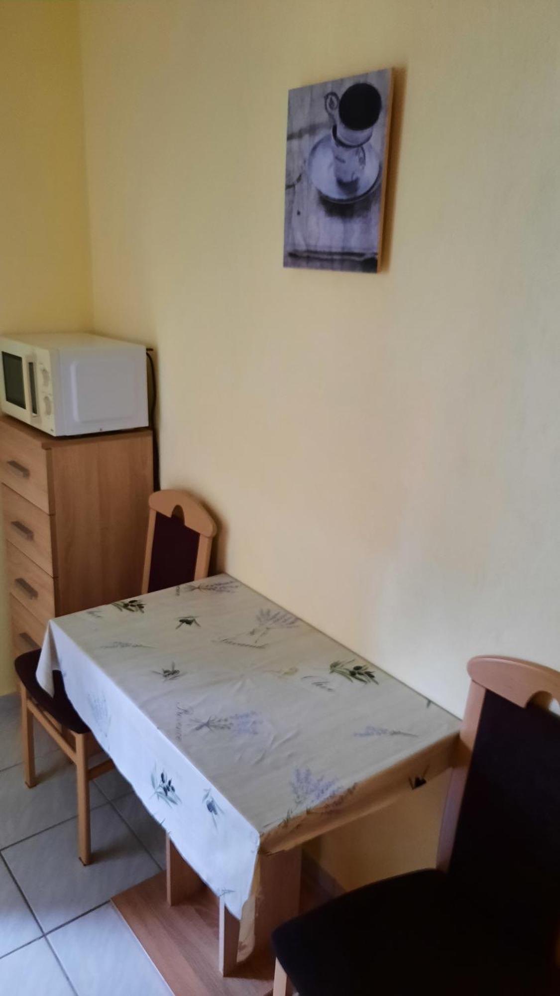 Apartmanhaz Balatonfenyves Appartement Buitenkant foto