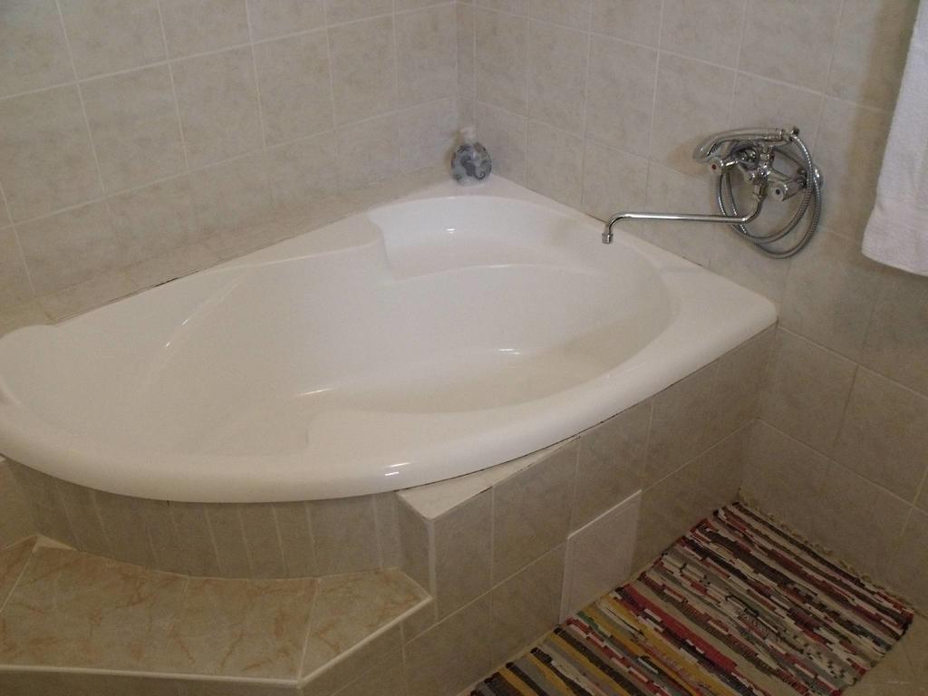 Apartmanhaz Balatonfenyves Appartement Buitenkant foto